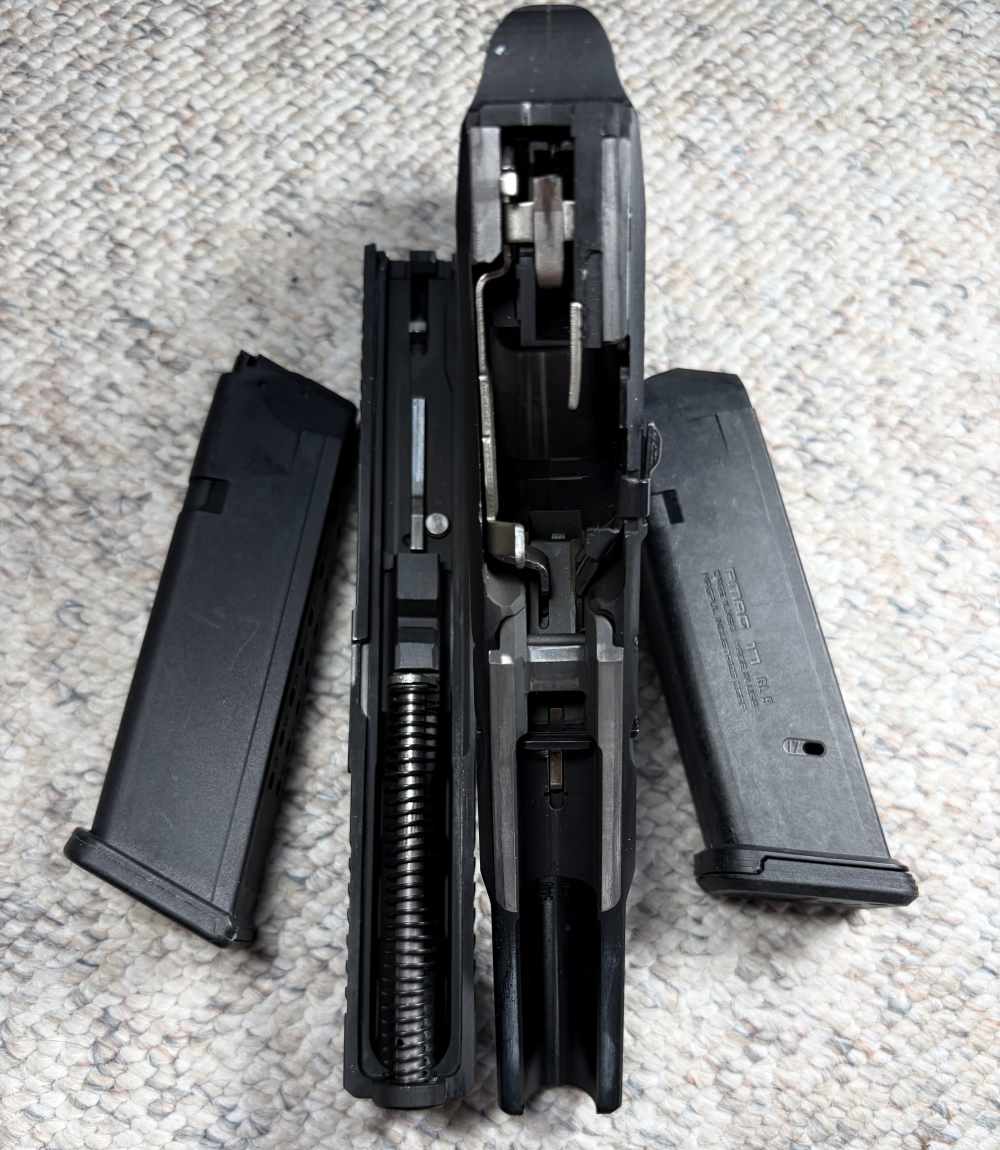 Rock Island Armory  (2) 17 Mags, Case, Red Dot Cut, Manual, All Metal -img-21