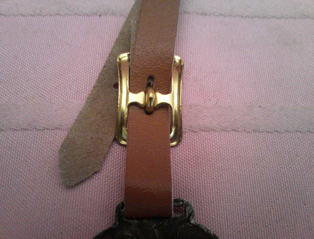 Rare Winchester Repeating Arms watch fob with raised rifle & leather strap!-img-7
