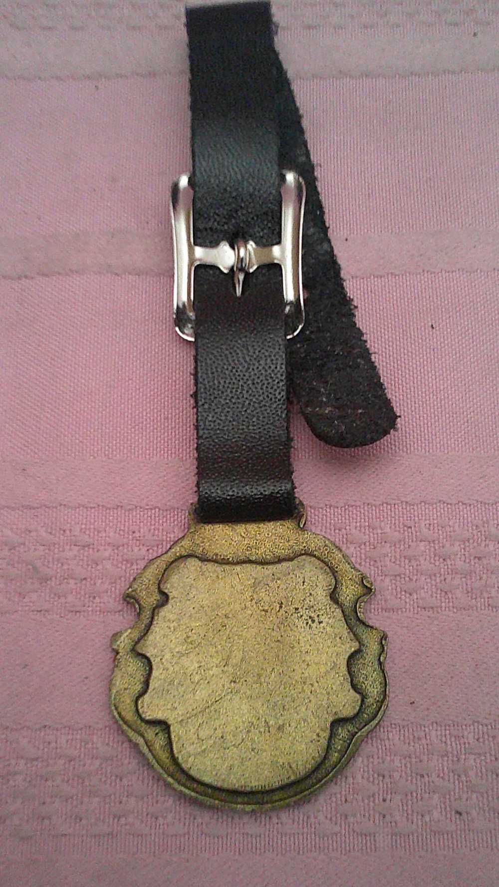 Hard to find Colt Antique Finish Rearing Horse Watch or Keychain Fob.-img-4