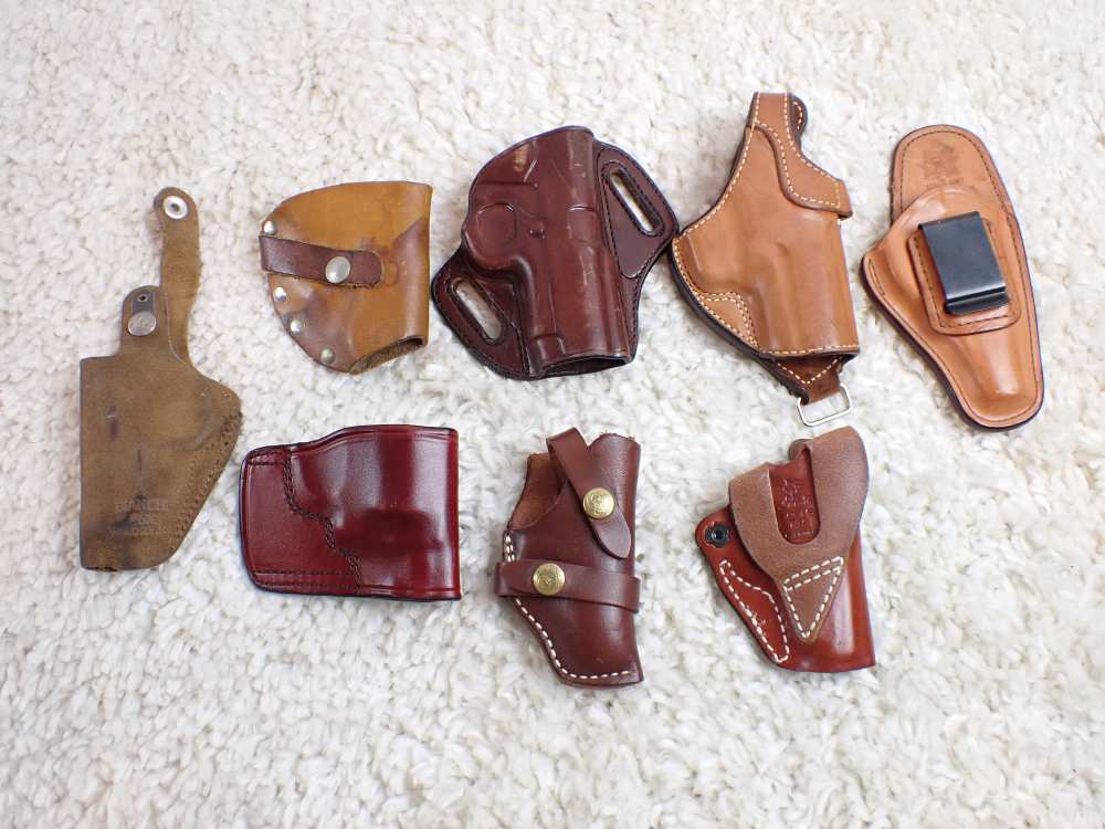 Lot of 8 Leather Holsters-img-0