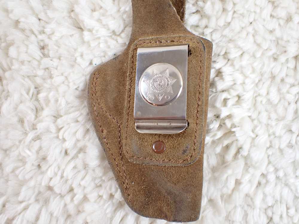 Lot of 8 Leather Holsters-img-1