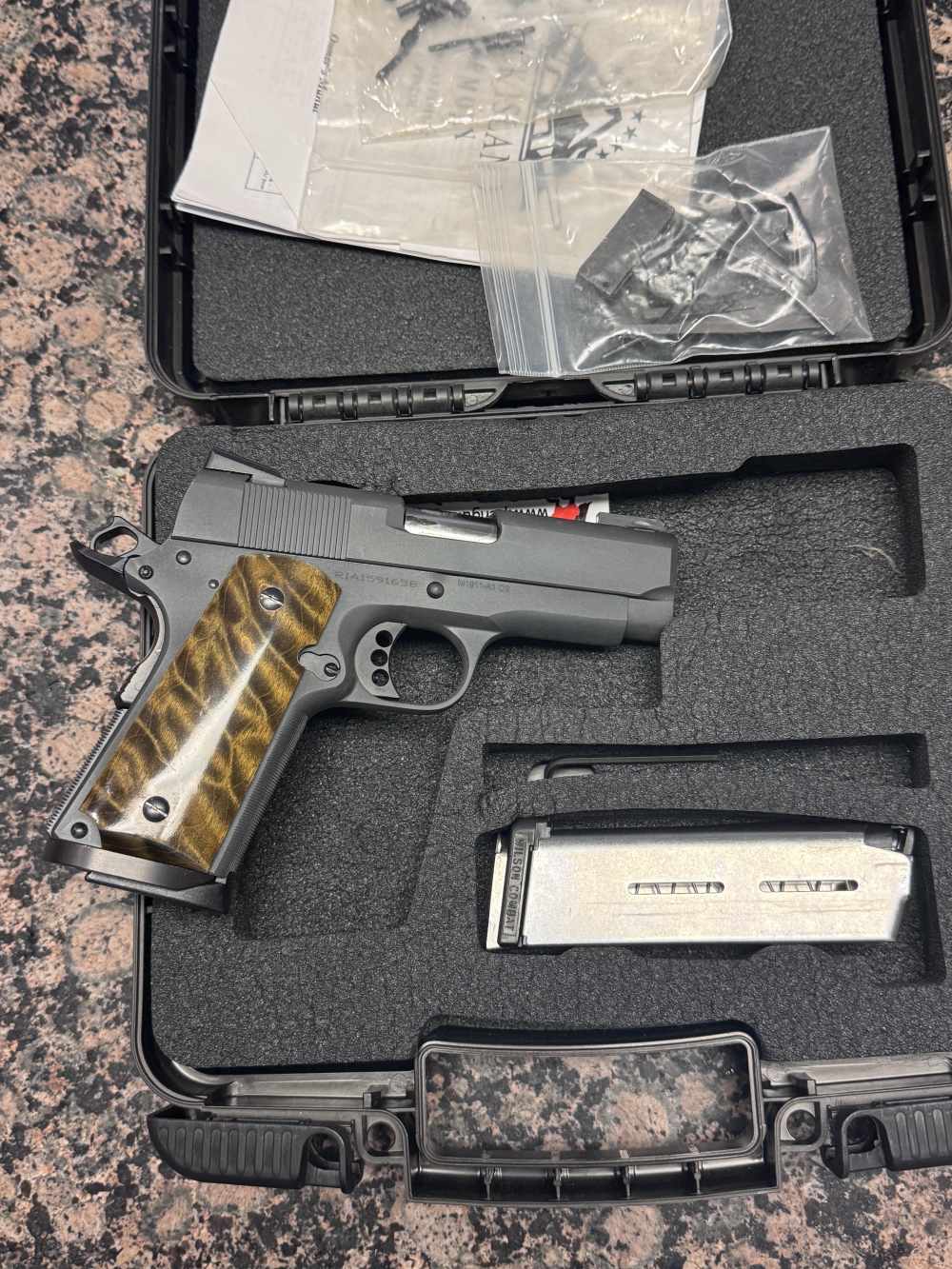 Rock Island 3.5 inch Custom 1911. Nightsights Colt -img-0