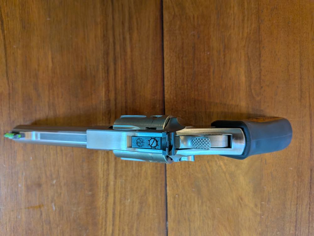 Ruger SP101 .22 LR Stainless 4.2" – Fiber Optic Front – w/ Box & Papers-img-14