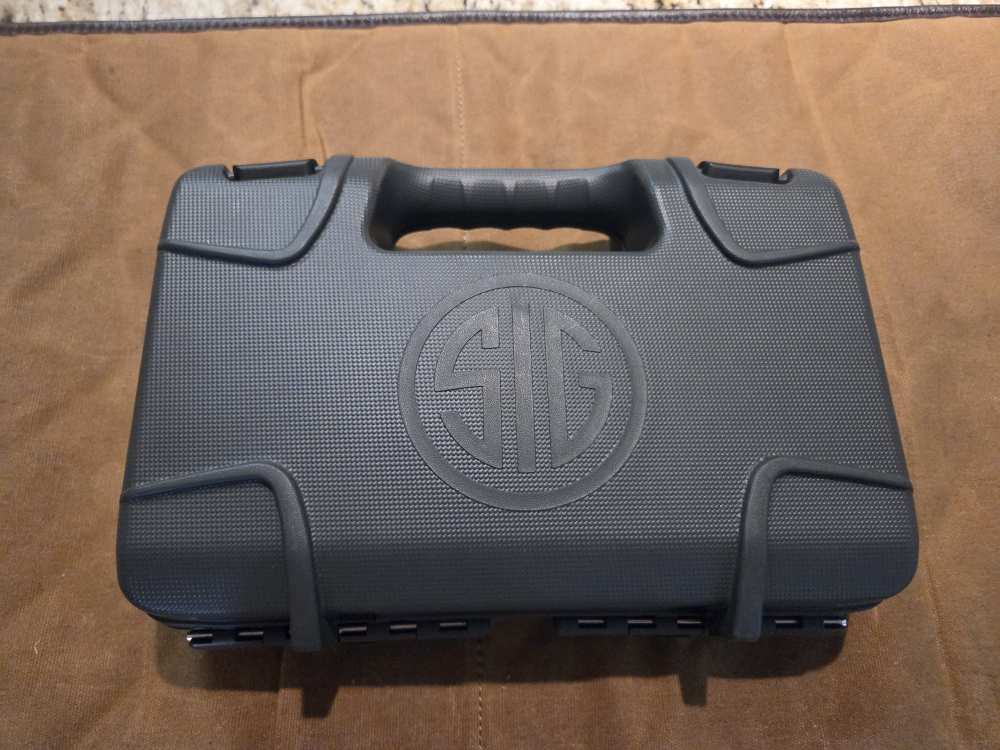 SIG Sauer P365-9-BXR3 Micro-Compact 9mm 12+1 Pistol w/ IWB Holster - Penny-img-6