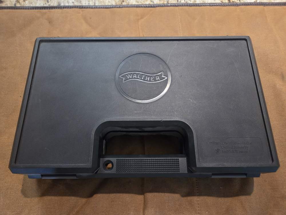 Walther PPK/S .380 Pistol, custom grips, 3 mags, holsters - Penny Auction-img-10