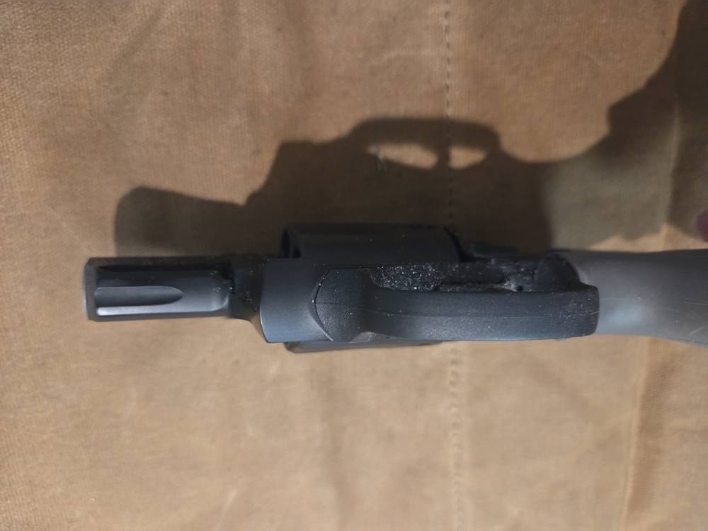 S&W Bodyguard M&P .38 spl Revolver (BG38-1) w/ holsters - Penny Auction-img-4