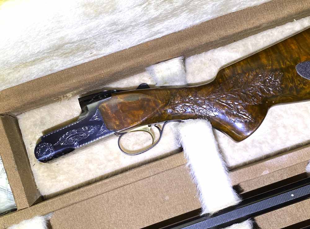 Browning Shotgun BT-99 12GA 2.75" Custom Trap Engraving Walnut, UNICORN-img-16