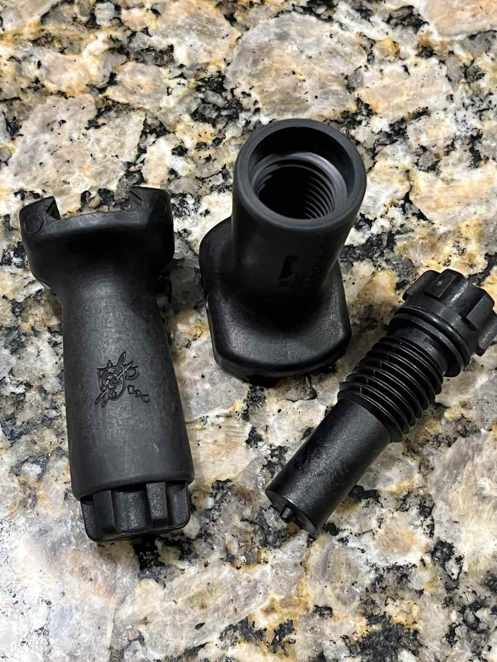 Knights KAC Stubby Broomstick Vertical Grip 1913 -img-0
