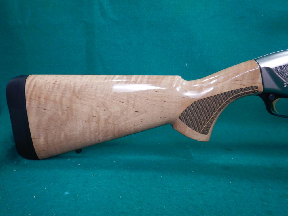 Browning Maxus II Ultimate 12 Ga, 3? Chamber 28? Barrel, Nickel Maple New-img-2
