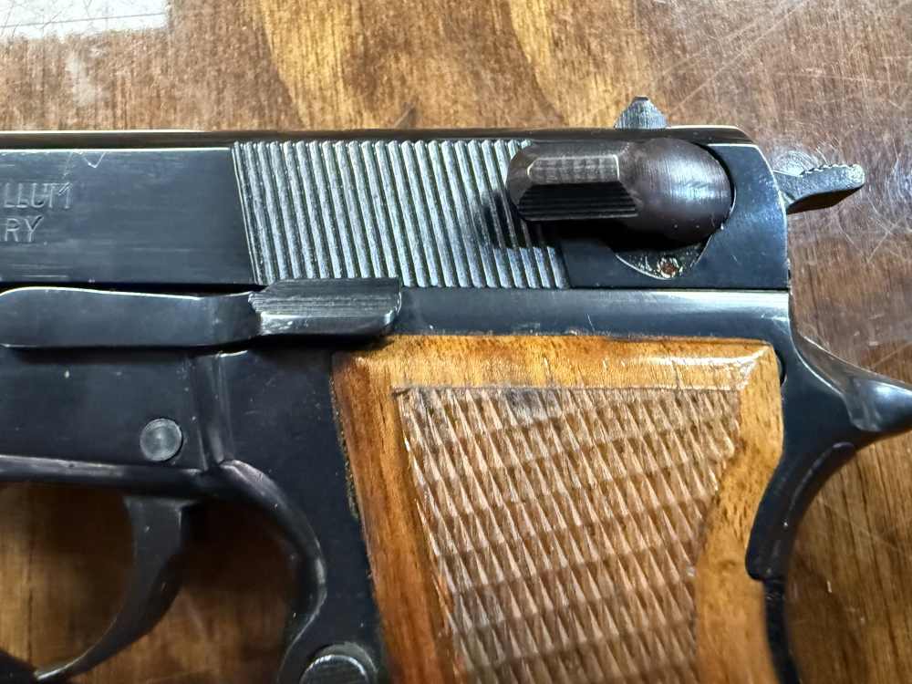 CAI Imported FEG P9R 9mm pistol- Hi Power Clone-img-5