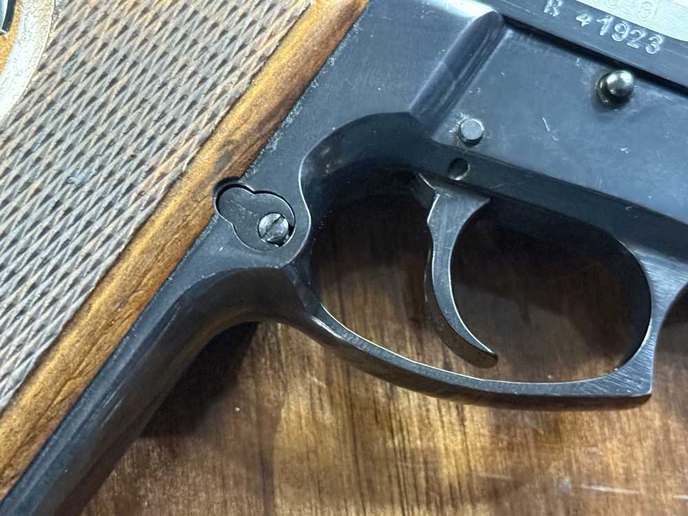 CAI Imported FEG P9R 9mm pistol- Hi Power Clone-img-9