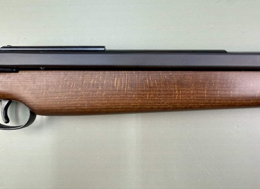 RWS Diana Model 48 .177 Cal Sidelever Air Rifle – Wood Stock – Fixed Barrel-img-4