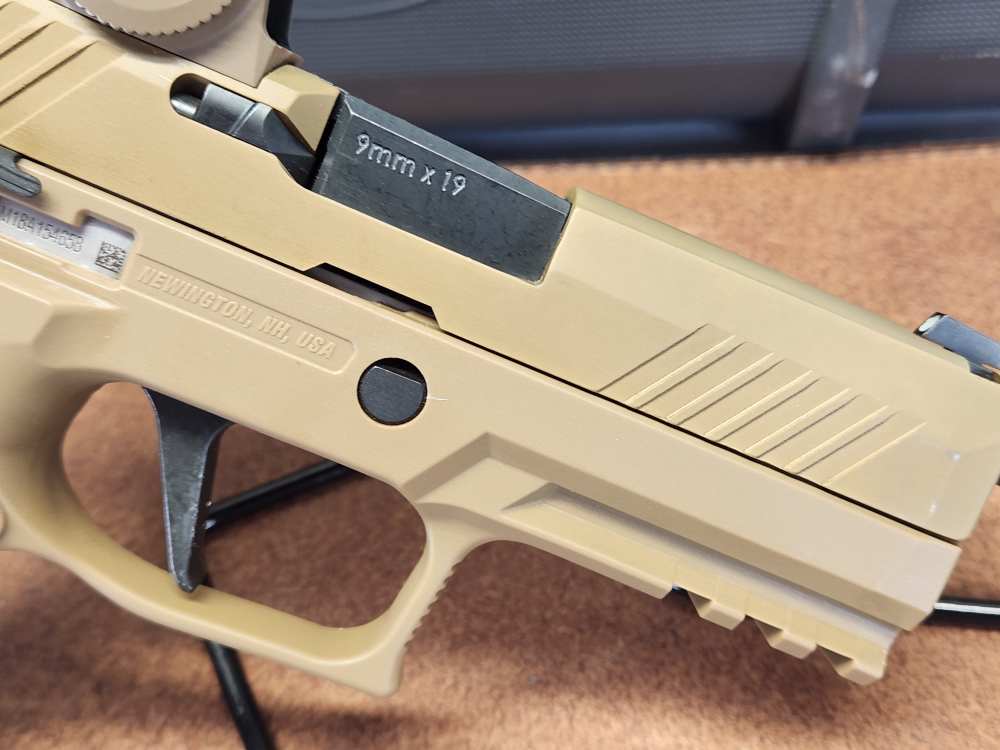 Sig Sauer P320 M18X 9mm (3) Magazines Romeo M17 Optic Like New Unfired-img-11