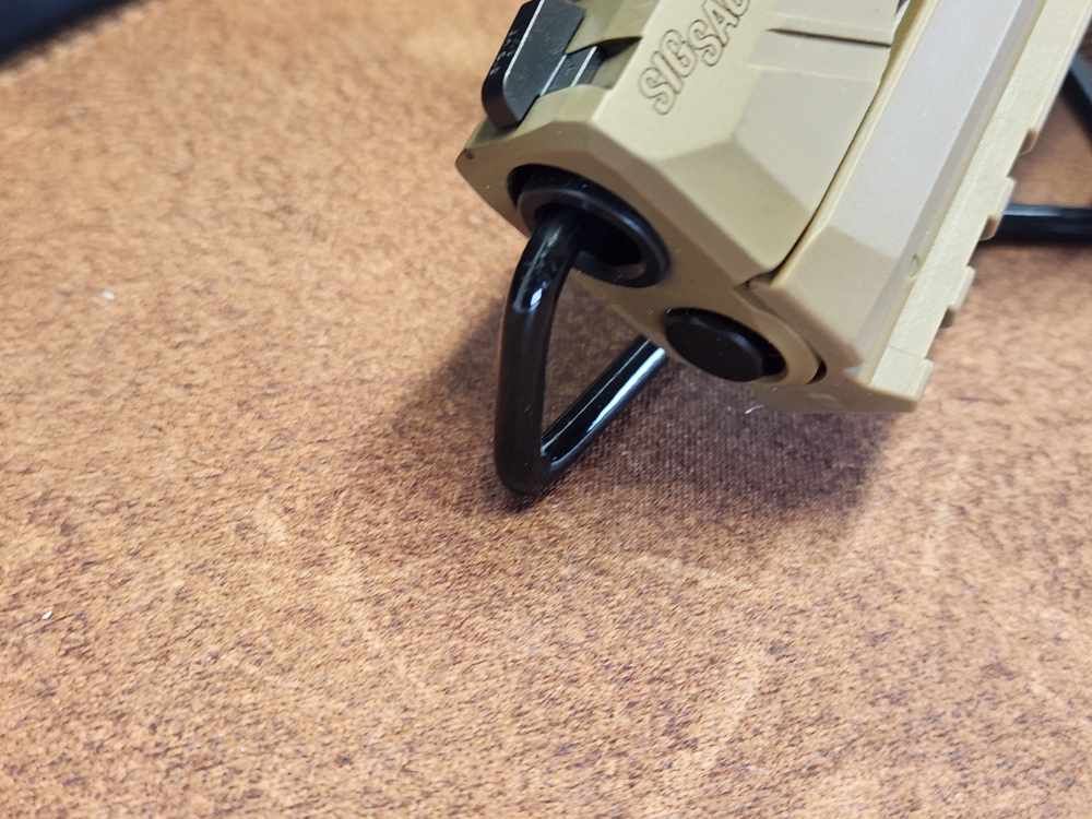 Sig Sauer P320 M18X 9mm (3) Magazines Romeo M17 Optic Like New Unfired-img-1