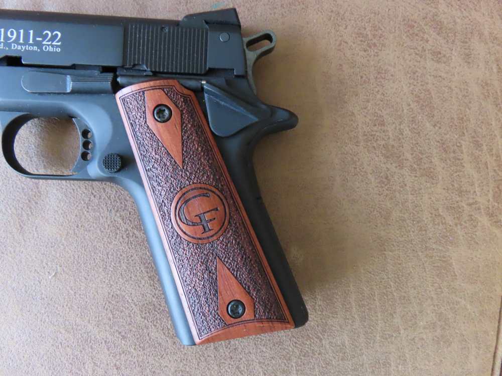 CHIAPPA 1911-22 SEMI-AUTOMATIC PISTOL W/OG BOX & 2 MAGAZINES-img-3