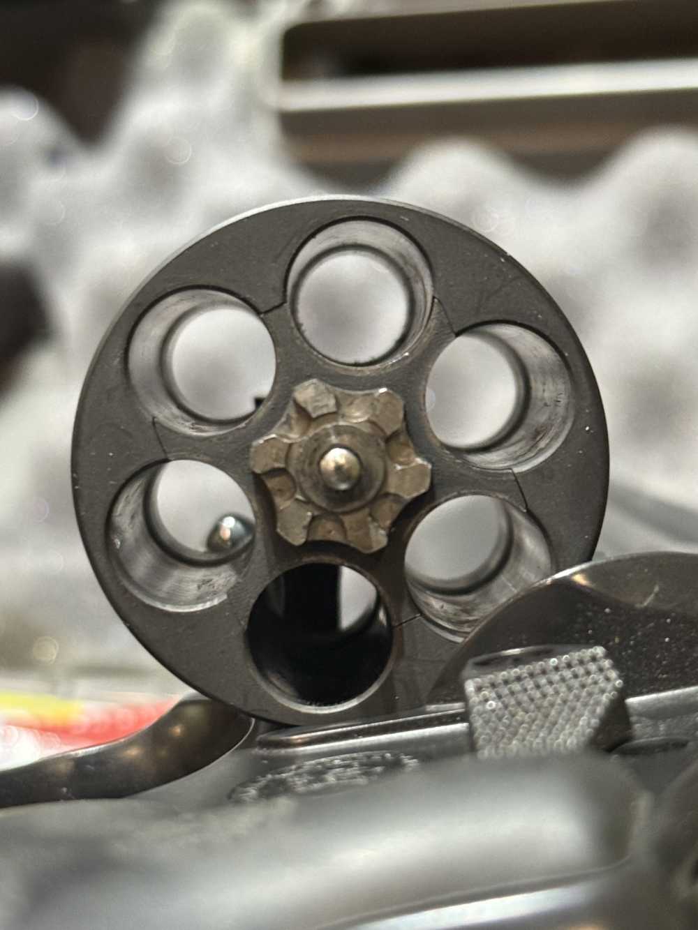 Smith & Wesson, Model 629 STEALTH HUNTER 44mag DEMO-img-11