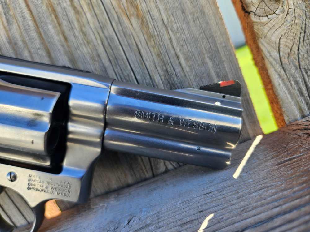 S&W 686 REVOLVER-img-3