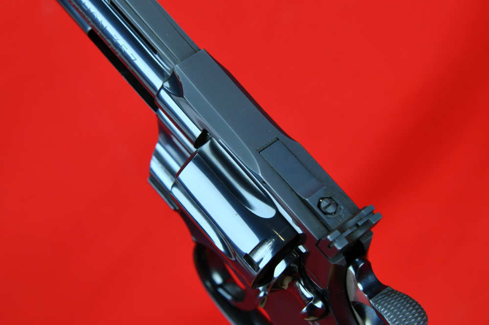 MINTY, EARLY Colt Python - Blue - .357 Mag -*W/ Original Box* -img-24