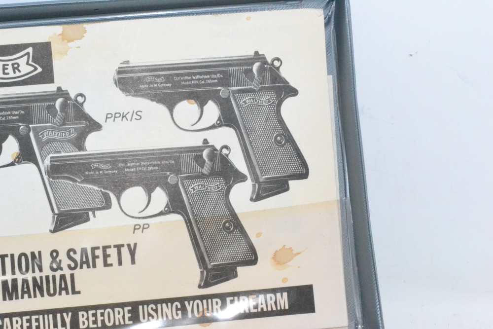 Walther PPK/S Stainless Original Case 1988 Matching Papers Target 4 Mags-img-11