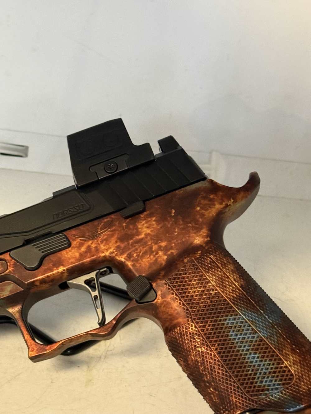 Custom! Sig Sauer P320 9mm. Icarus Frame, Norsso Slide, Ported Barrel!-img-4