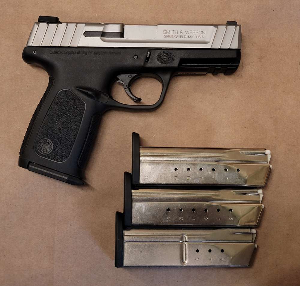 Smith & Wesson SD9 VE 9mm 4" Two Tone 4 Magazines -img-0