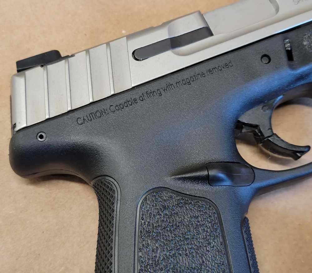 Smith & Wesson SD9 VE 9mm 4" Two Tone 4 Magazines -img-2