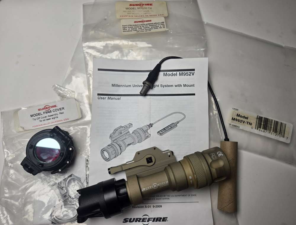 Surefire M952V Tan Vampire IR Flashlight GWOT M4 M4A1 M16A4 Kit #1-img-0