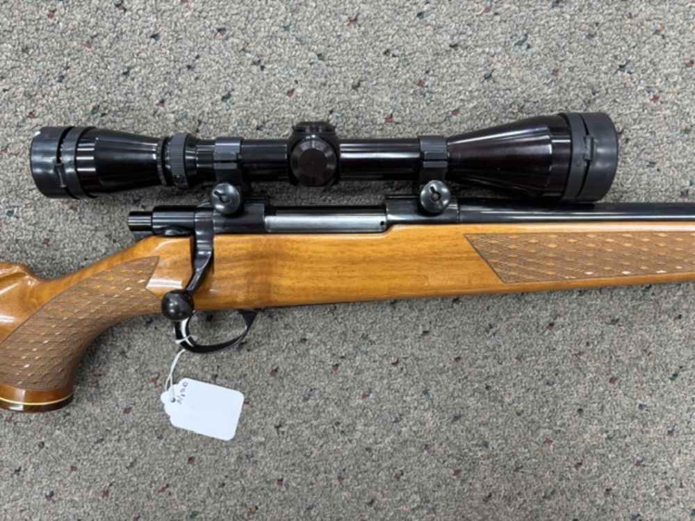 Sako Forester Deluxe .243 WIN With Leupold Scope-img-2