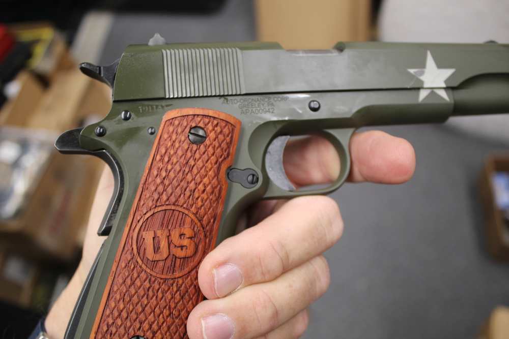 AUTO ORDANCE 1911 TANKER MODEL IN 45 ACP NO RESERVE-img-2