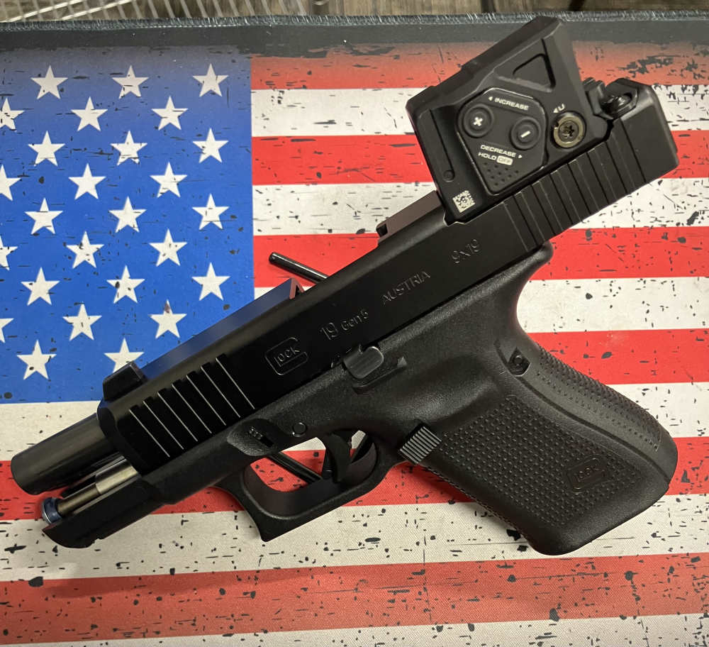GLOCK 19 GEN 5 AIMPOINT COA 9MM 4.02" 15 +1 PENNY AUCTION NO RESERVE-img-4
