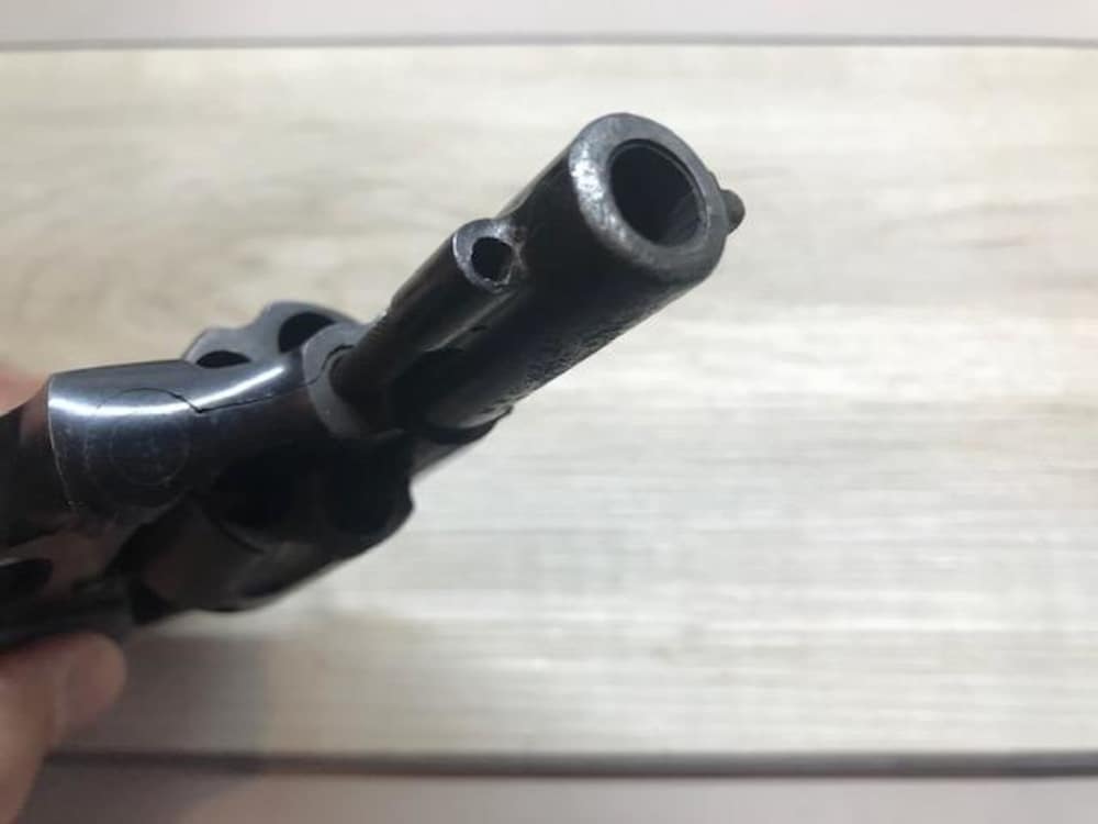 Rossi M685 Revolver 38 Spl 5 Shot-img-2