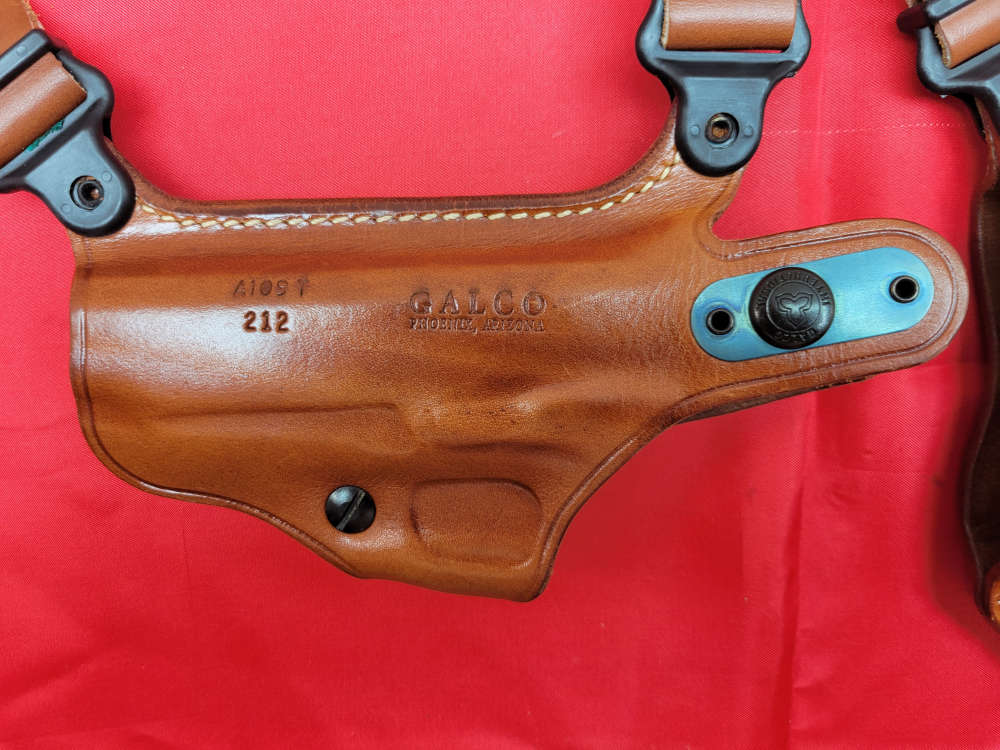 Galco Miami Classic II for Colt 1911 or Commander with magazine carrier-img-5