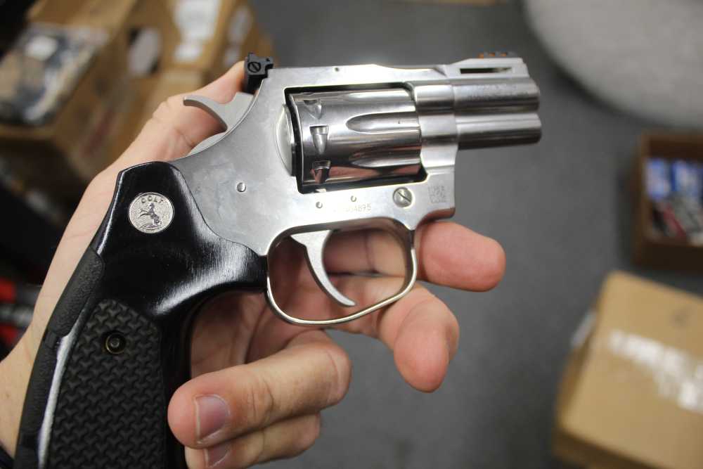 COLT KING COBRA 22 L.R. 10 SHOT REVOLVER-img-3