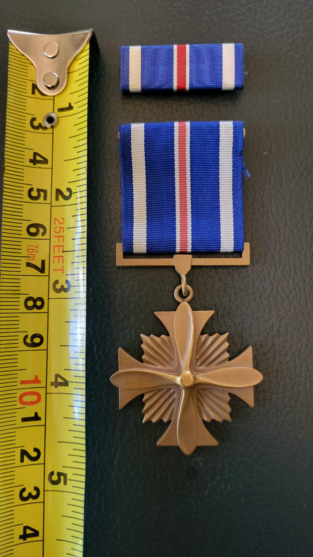 Six WWII medals-img-1
