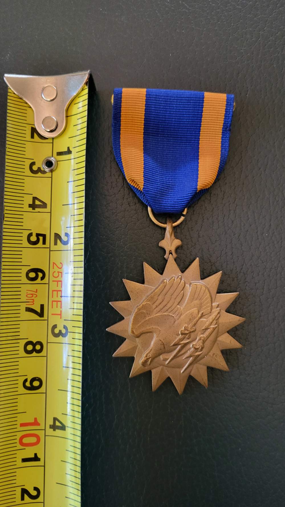 Six WWII medals-img-3