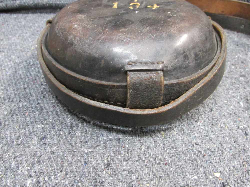 WWI ERA 1910 DATED LEATHER COVERED GLASS PORTUGUESE CANTEEN AND CARRY STRAP-img-5