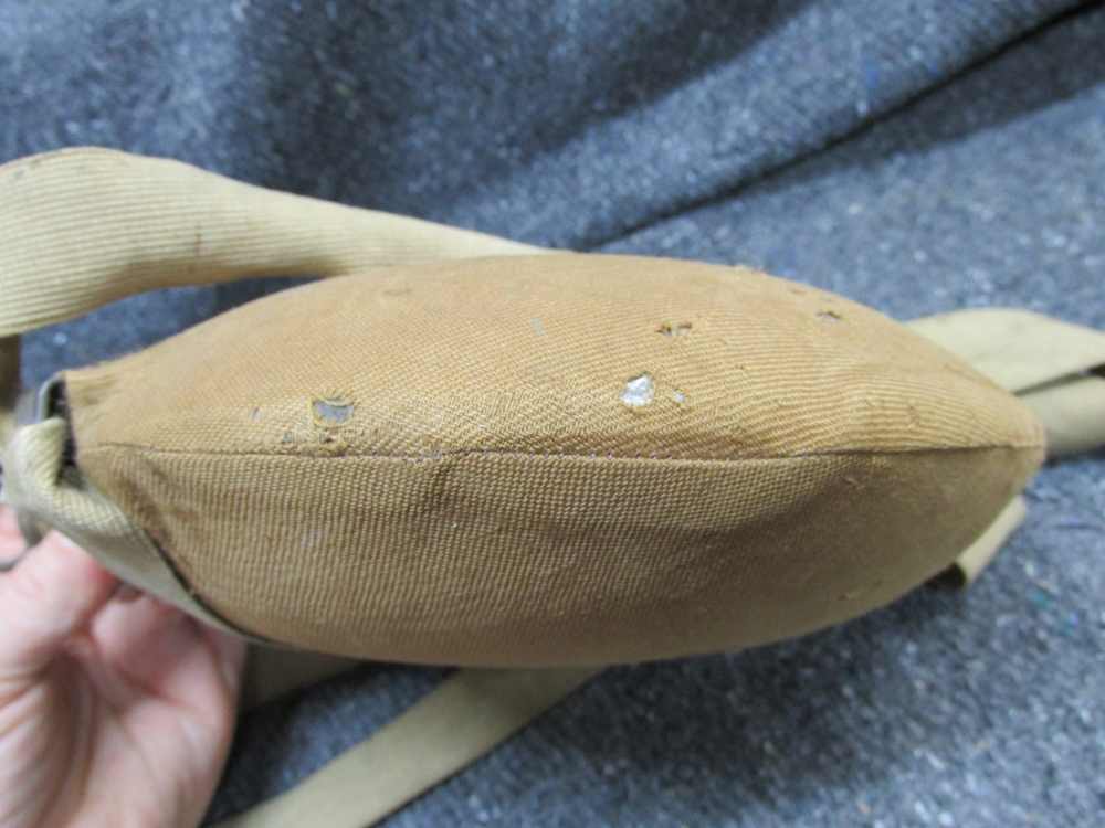 EARLY US MILITARY CANVAS COVERED METAL CANTEEN W/ CLOTH STRAP/COMPLETE CORK-img-7
