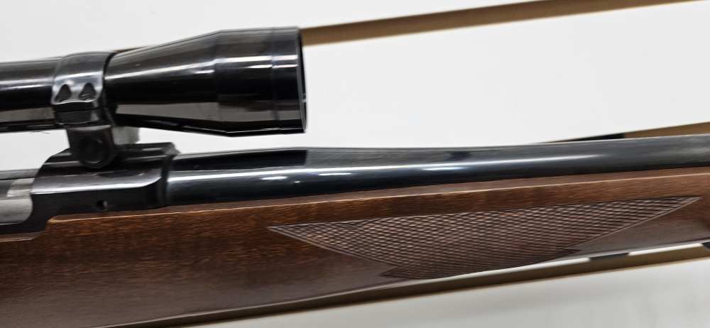 Ruger M77 .243 WIN - 1983 - Bushnell Sportview -  22 in Barrel Exc - Strap -img-11