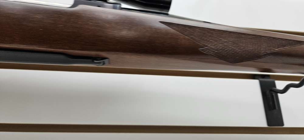 Ruger M77 .243 WIN - 1983 - Bushnell Sportview -  22 in Barrel Exc - Strap -img-20