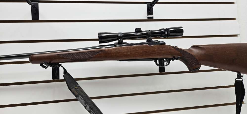 Ruger M77 .243 WIN - 1983 - Bushnell Sportview -  22 in Barrel Exc - Strap -img-43