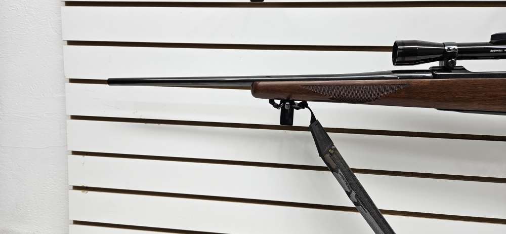 Ruger M77 .243 WIN - 1983 - Bushnell Sportview -  22 in Barrel Exc - Strap -img-44