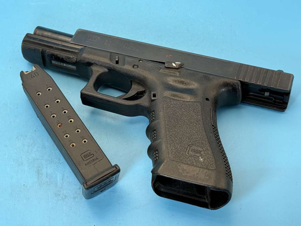 Glock 22 Gen 3 .40 S&W G22 Gen3 40S&W-img-10