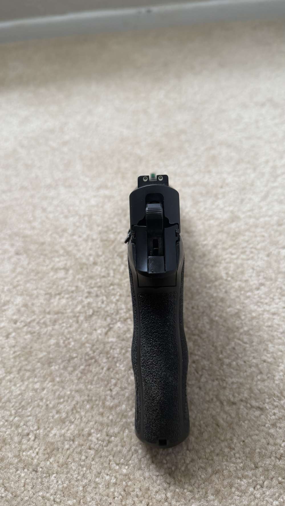 Sig Sauer P220R-45-B Nitron .45 ACP, Custom Shop, Excellent Condition-img-5
