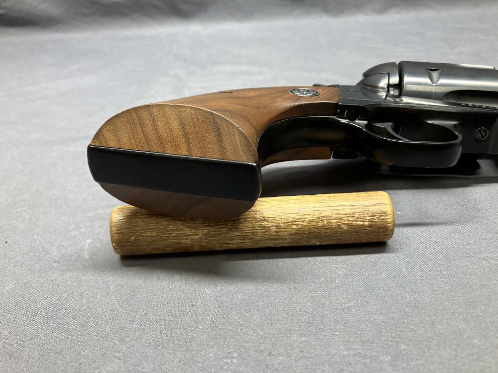 Excellent 1983 Ruger New Model Blackhawk .41 Mag, 6.5" Barrel, Factory Box-img-16