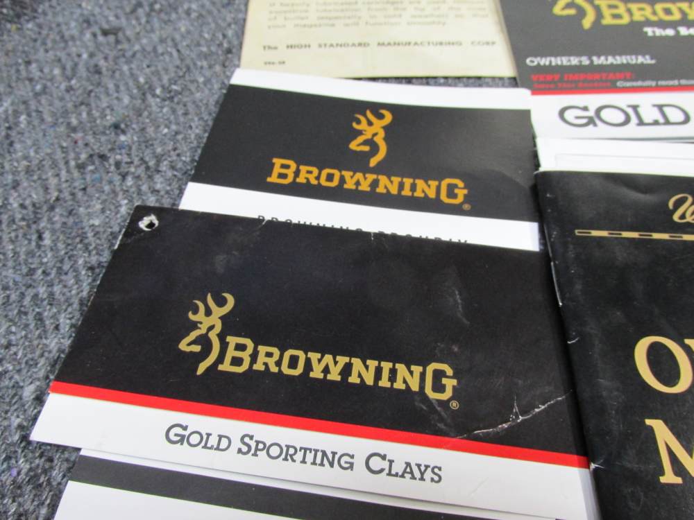 LOT OF RIFLE, SHOTGUN & PISTOL MANUALS; BROWNING, UZI, WEATHERBY-img-11