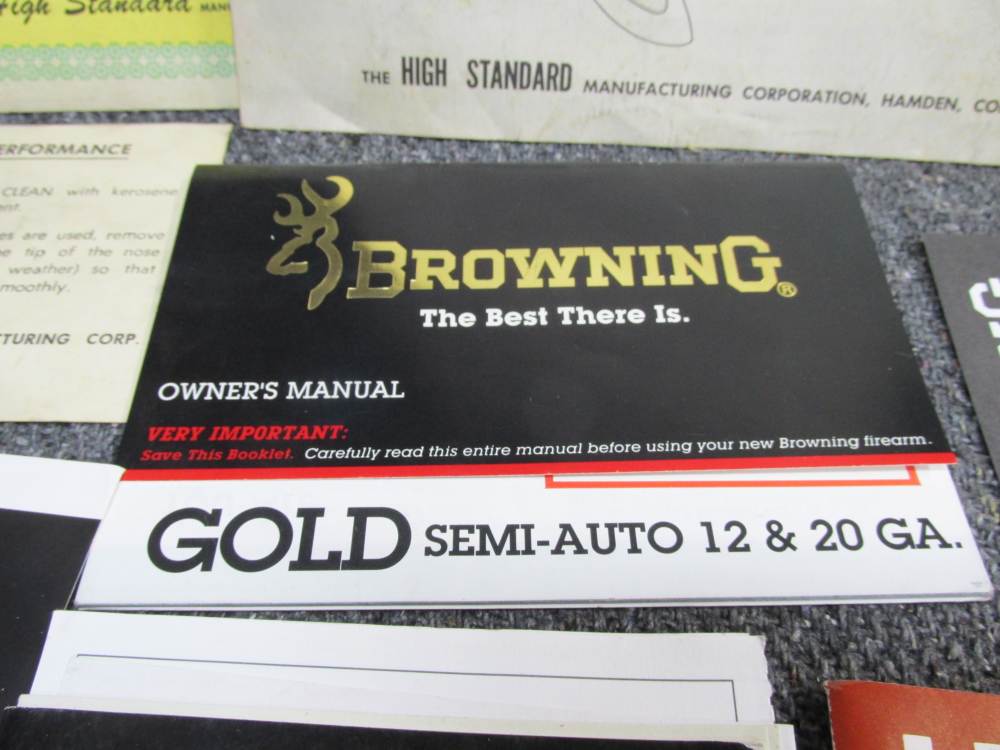 LOT OF RIFLE, SHOTGUN & PISTOL MANUALS; BROWNING, UZI, WEATHERBY-img-9