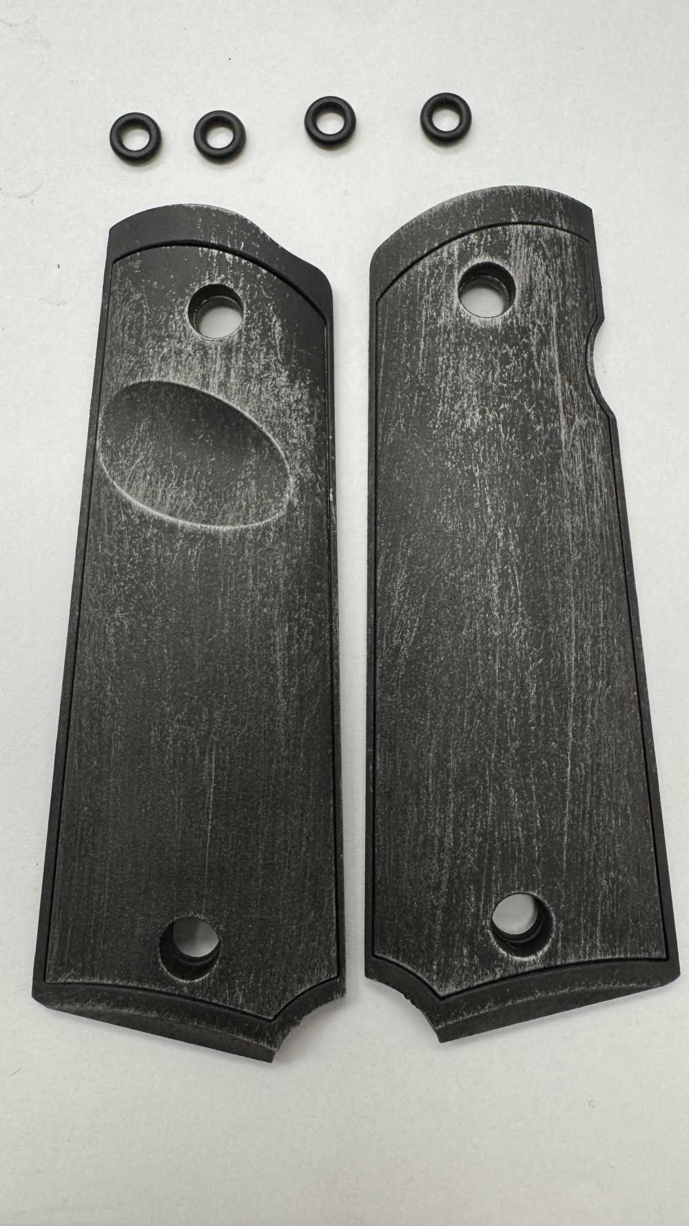 1911 GRIP PANELS, FITS FULL FRAME,BATTLEWORN-GREY, US MADE.-img-0