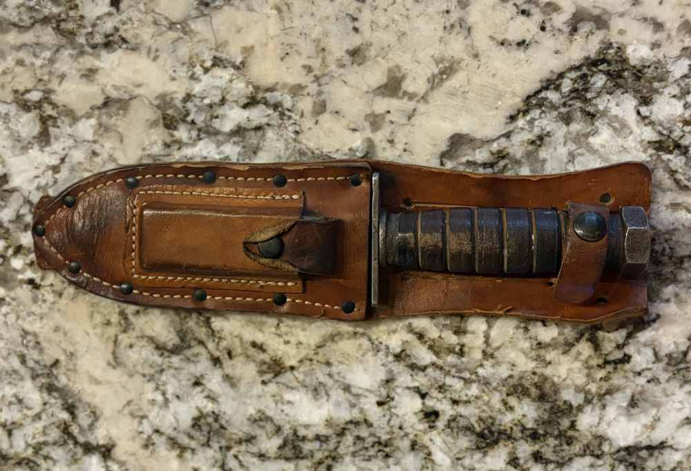 Camillus vintage combat knife with sheath-img-1