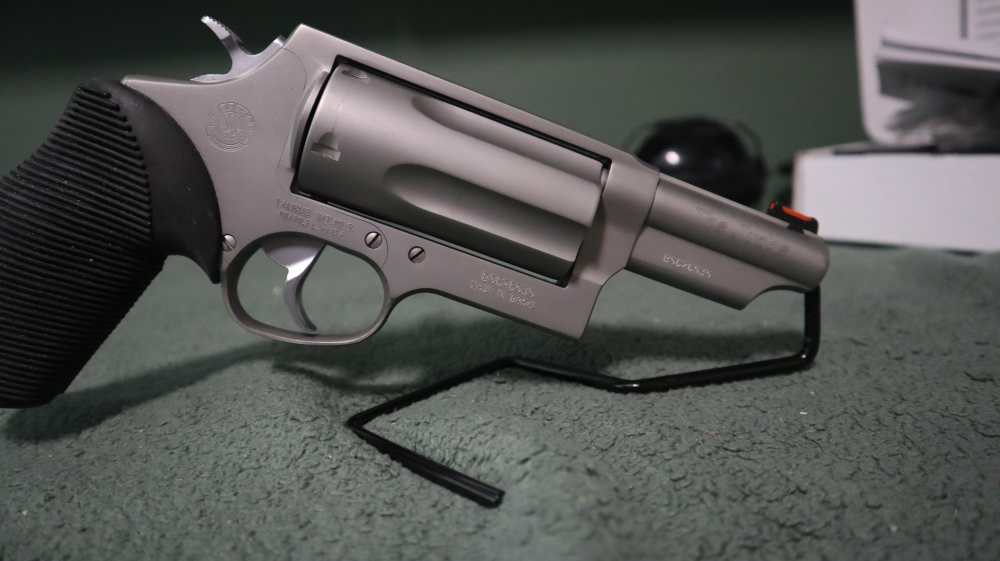 Taurus The Judge-img-9