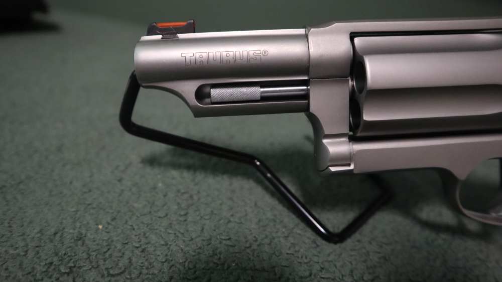 Taurus The Judge-img-3